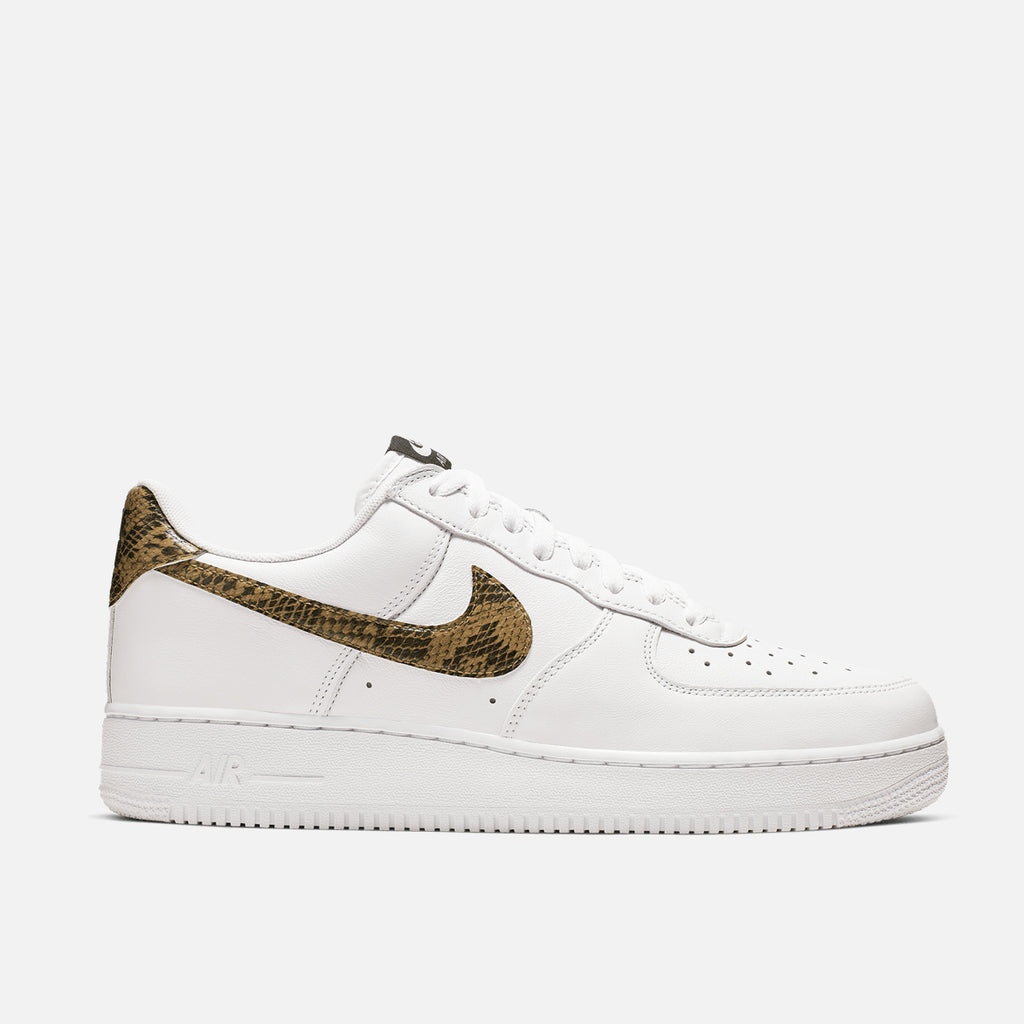 AIR FORCE 1 LOW RETRO PRM QS  display picture 1