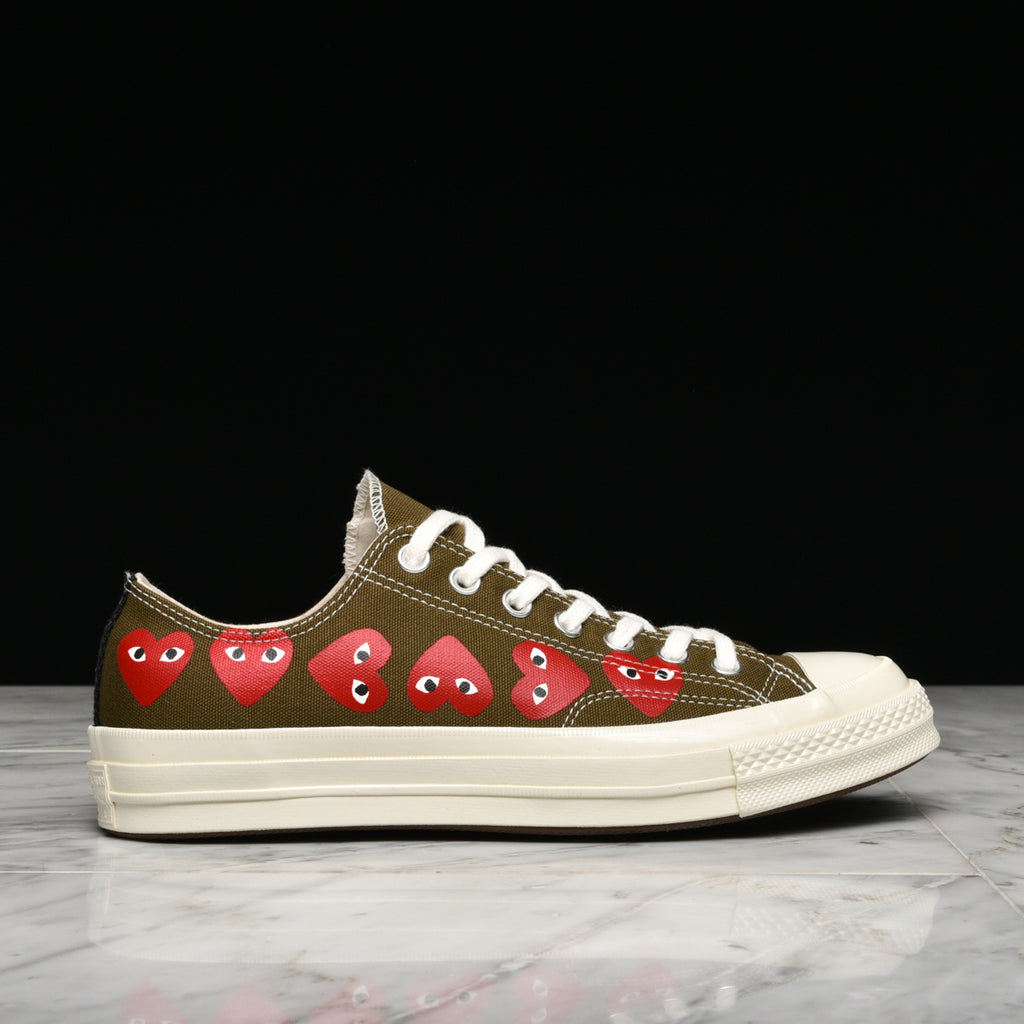 CDG PLAY X CONVERSE MULTI HEART CHUCK 70 OX FIR GREEN
