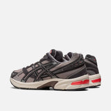 GEL-1130 - MOONROCK / OBSIDIAN GREY
