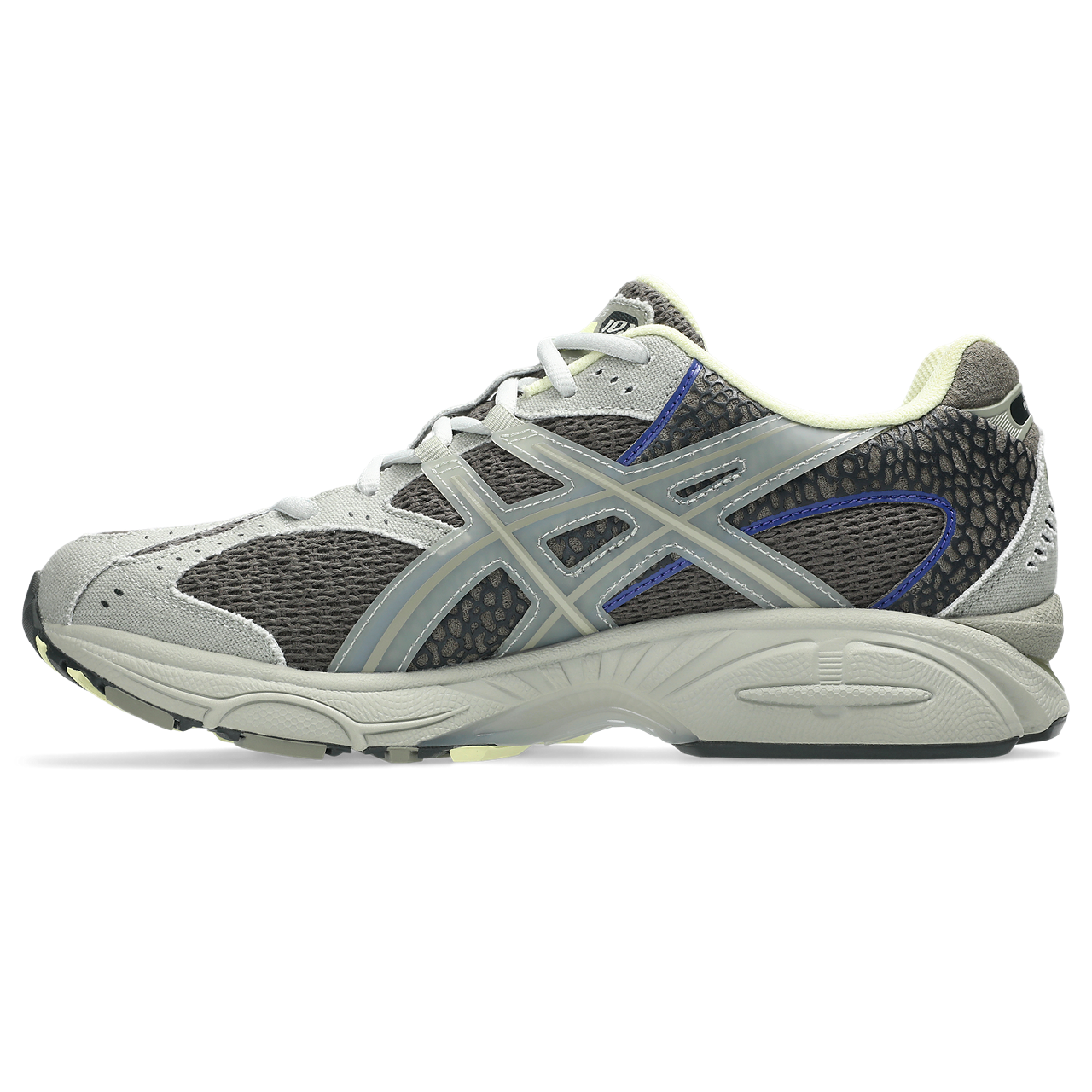 18 EAST X ASICS GEL NIMBUS 10.1 18 EAST X ASICS GEL NIMBUS 10.1