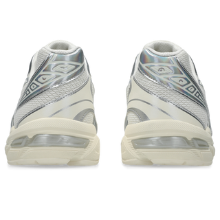 GEL-1130 - CREAM / PURE SILVER "IRRIDECENT"