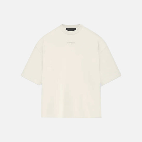 ESSENTIALS TEE - CLOUD DANCER