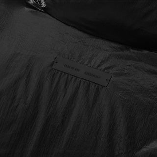 RIPSTOP NYLON PUFFER JACKET - METALLIC BLACK