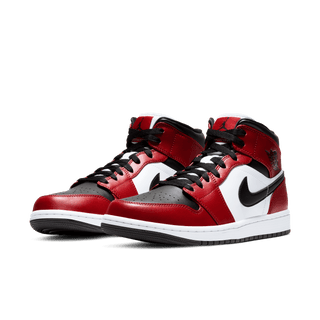AIR JORDAN 1 MID "CHICAGO BLACK TOE"