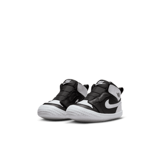 JORDAN 1 CRIB BOOTIE - BLACK / WHITE