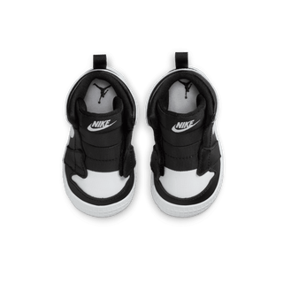 JORDAN 1 CRIB BOOTIE - BLACK / WHITE