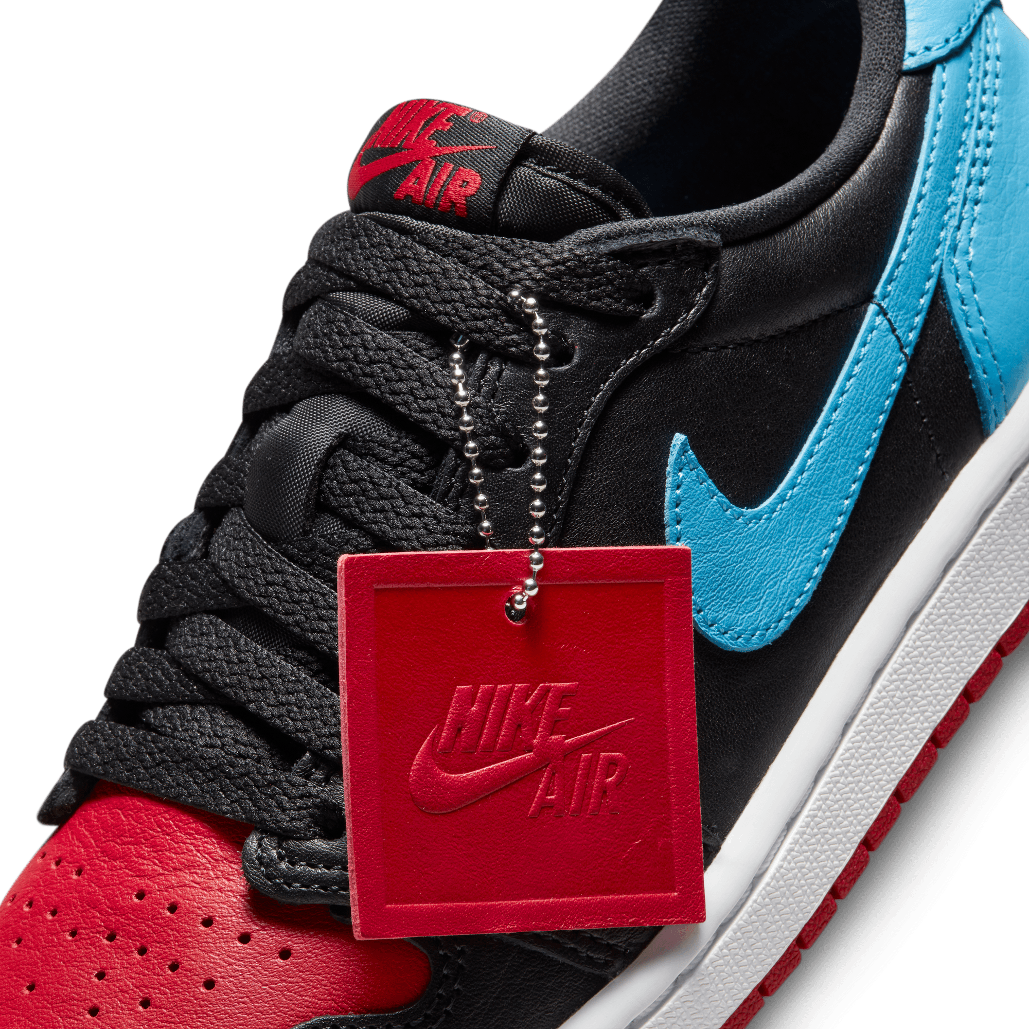 WMNS AIR JORDAN 1 LOW OG "UNC TO CHICAGO"