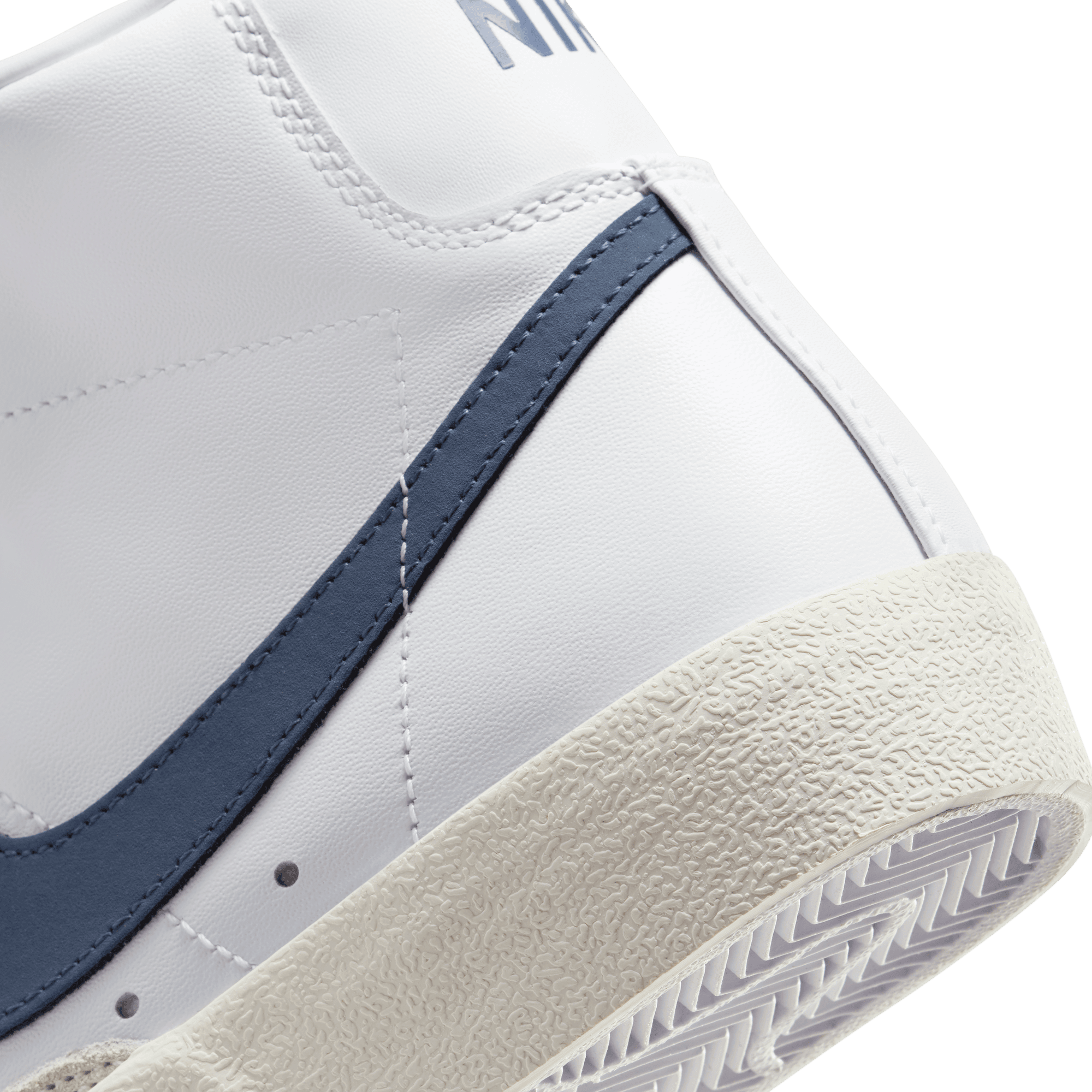 WMNS BLAZER MID`77 - DIFFUSED BLUE – lapstoneandhammer.com WMNS BLAZER MID`77 - DIFFUSED BLUE – lapstoneandhammer.com