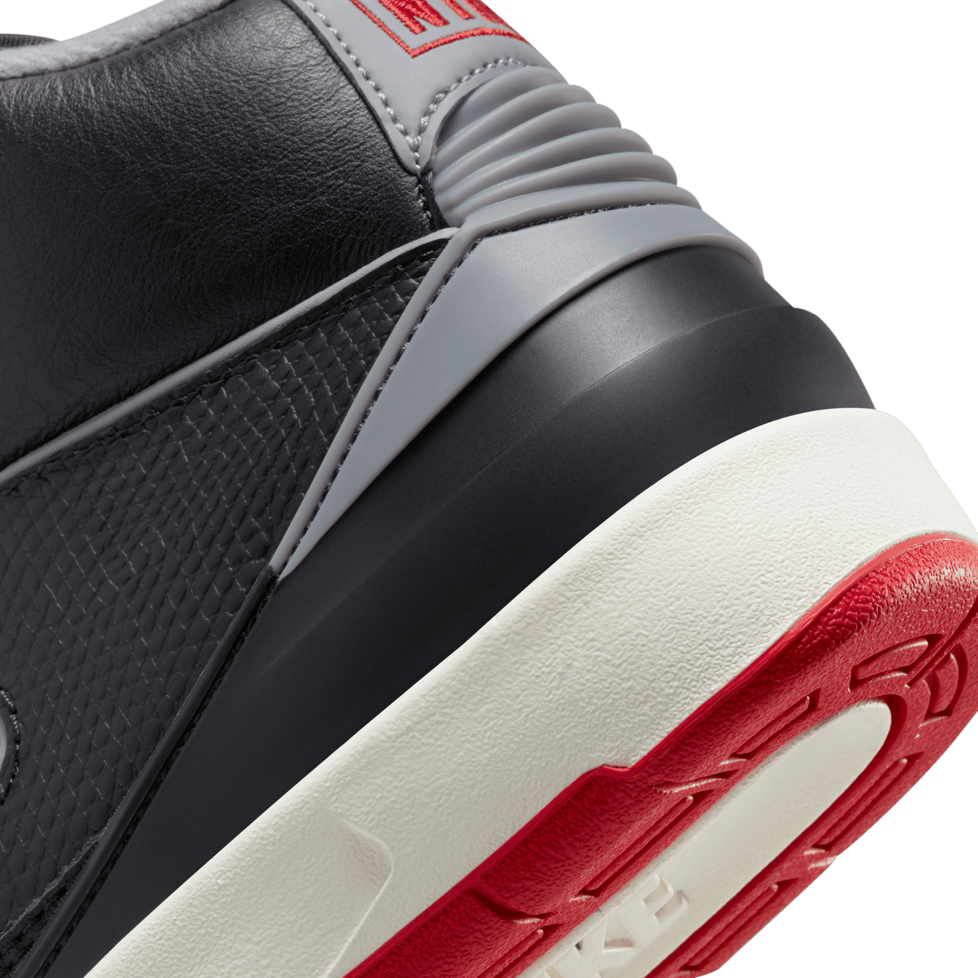 AIR JORDAN 2 RETRO (GS) "BLACK CEMENT"