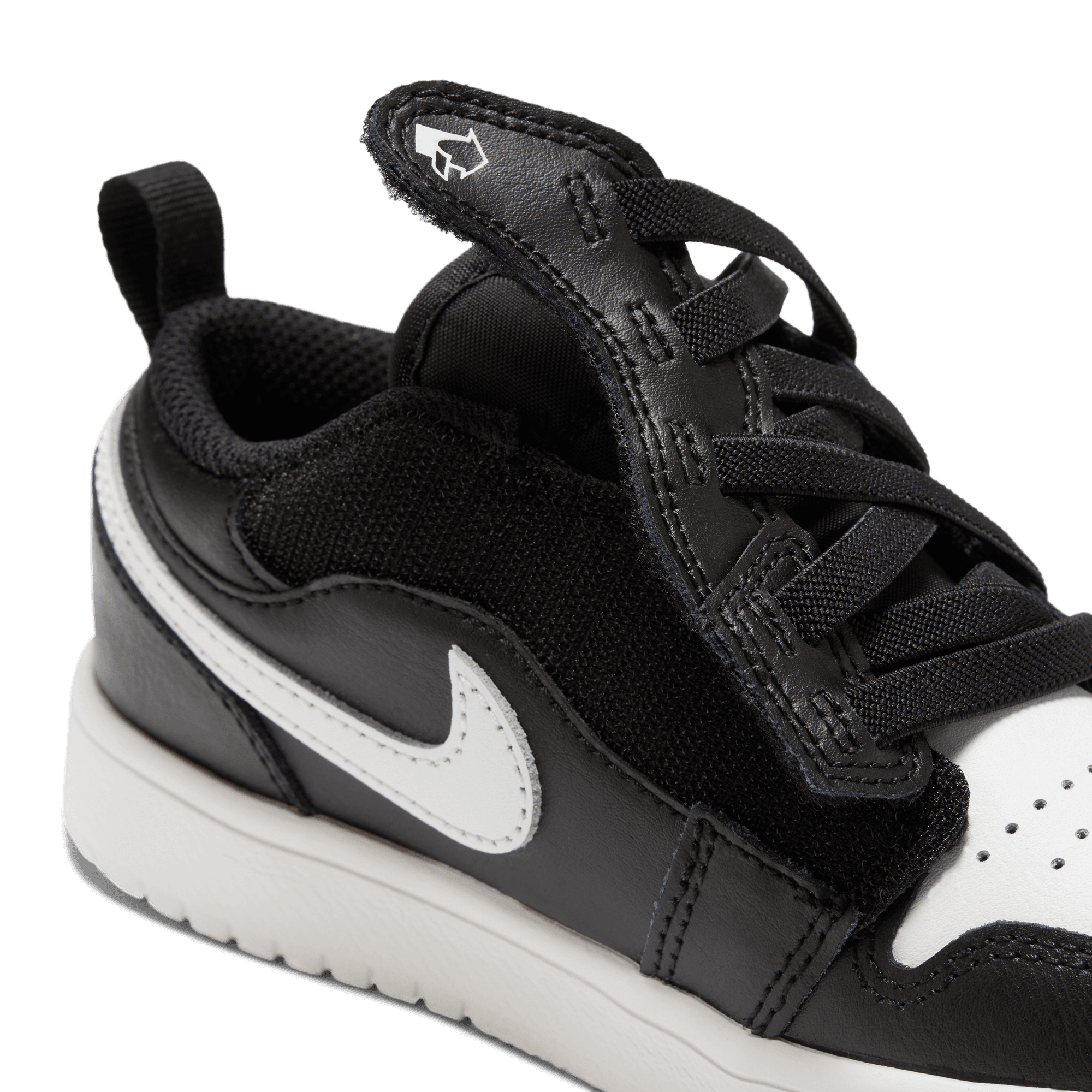JORDAN 1 LOW ALT (PS) - BLACK / SUMMIT WHITE JORDAN 1 LOW ALT (PS) - BLACK / SUMMIT WHITE