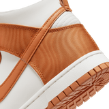 DUNK HIGH RETRO SE "MONARCH"