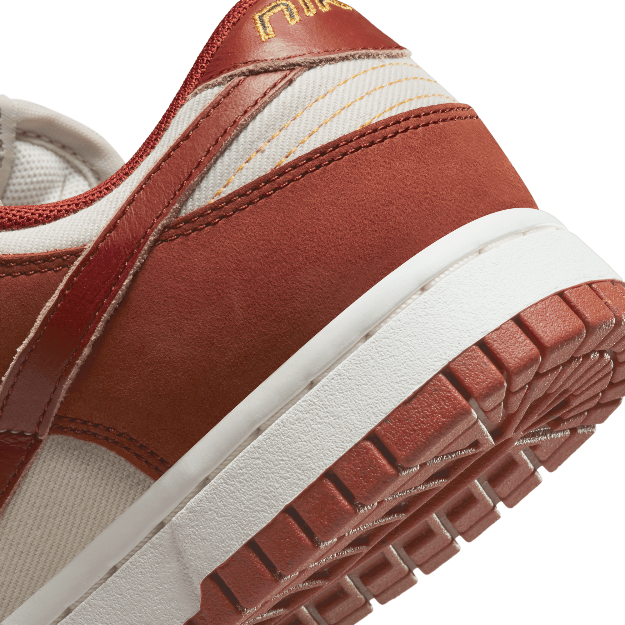 WMNS DUNK LOW LX NBHD "RUGGED ORANGE"