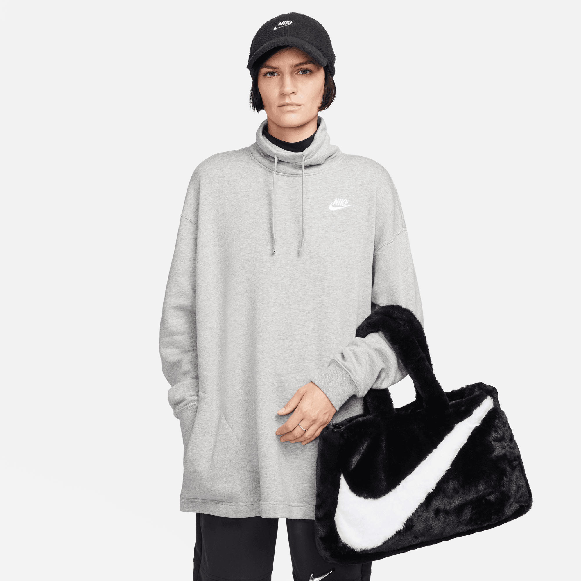 NIKE FAUX FUR - BLACK