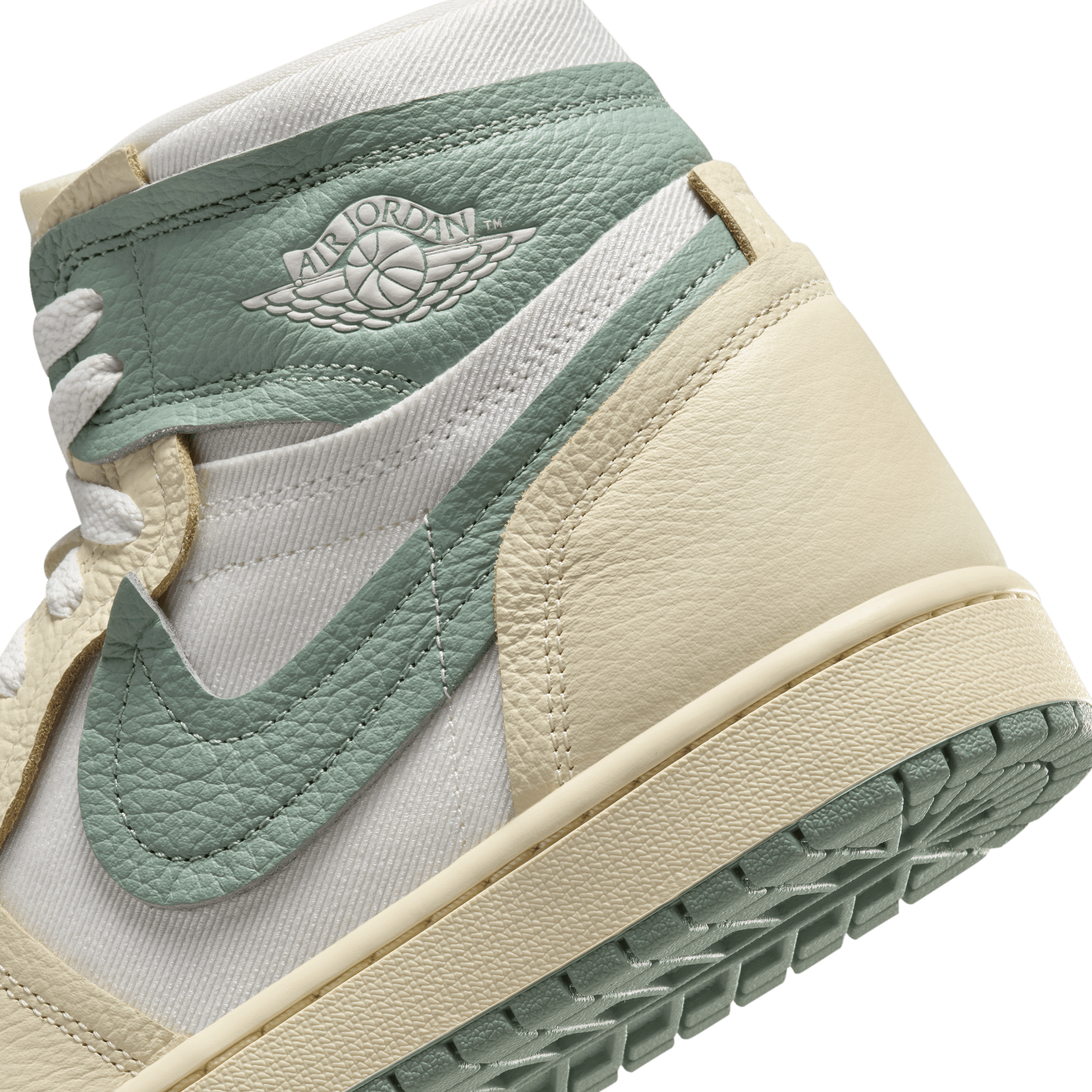 WMNS AIR JORDAN 1 MM HIGH - LEGEND SAND / JADE SMOKE