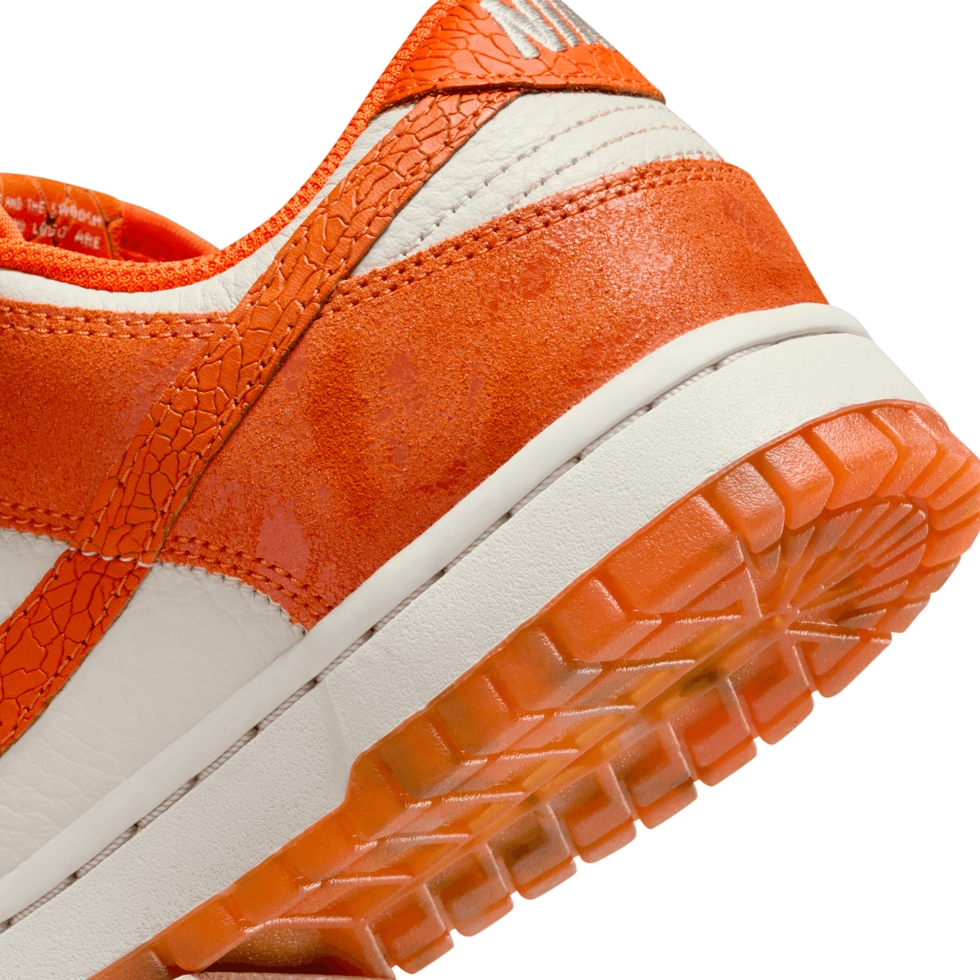 WMNS DUNK LOW "CRACKED ORANGE"