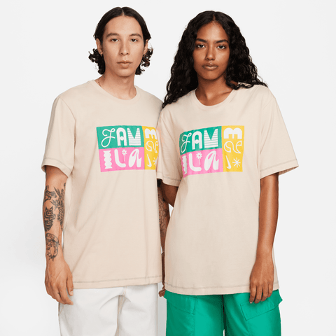 NSW S/S/ TEE "LA FAMILIA" - SANDDRIFT