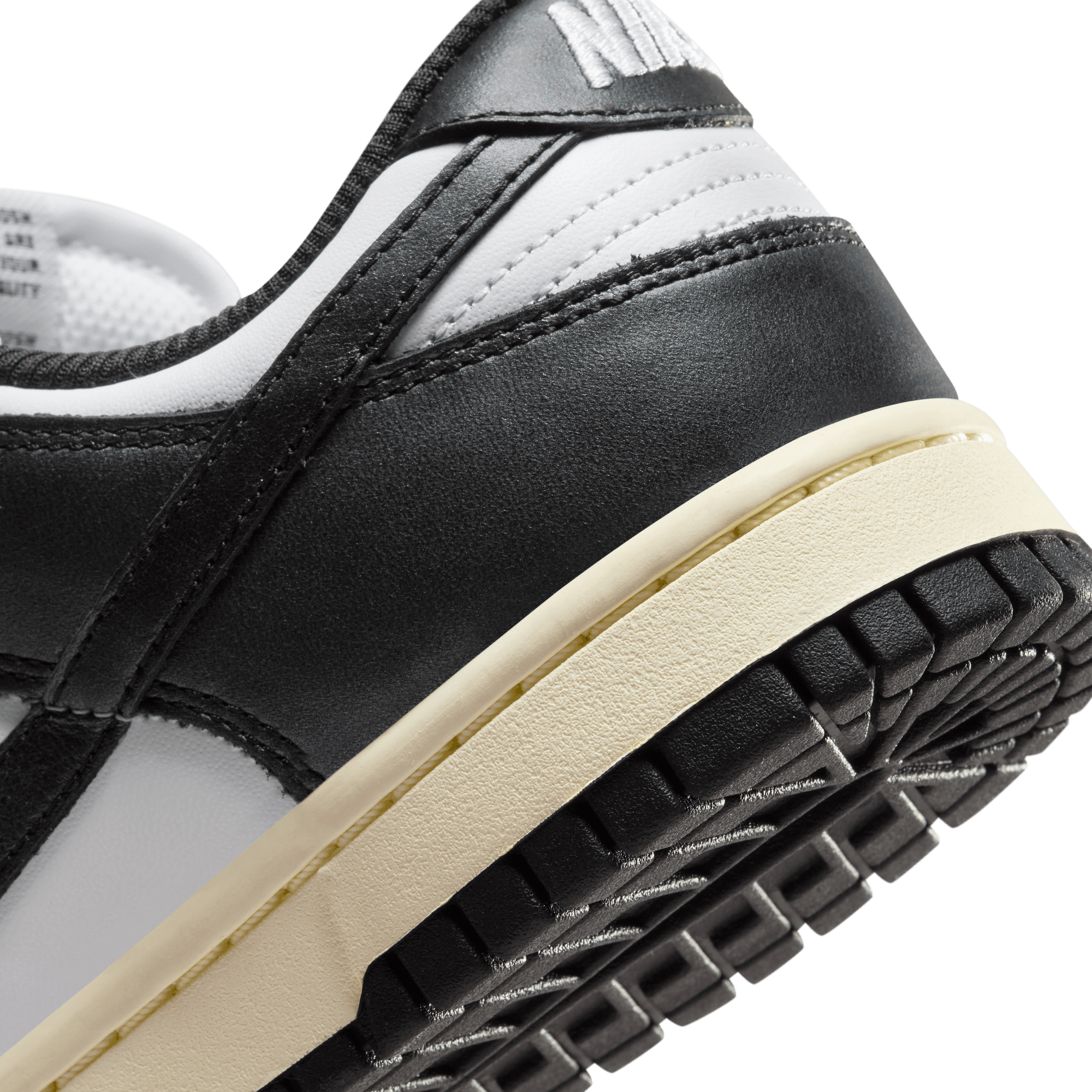 WMNS DUNK LOW VINTAGE WMNS DUNK LOW VINTAGE