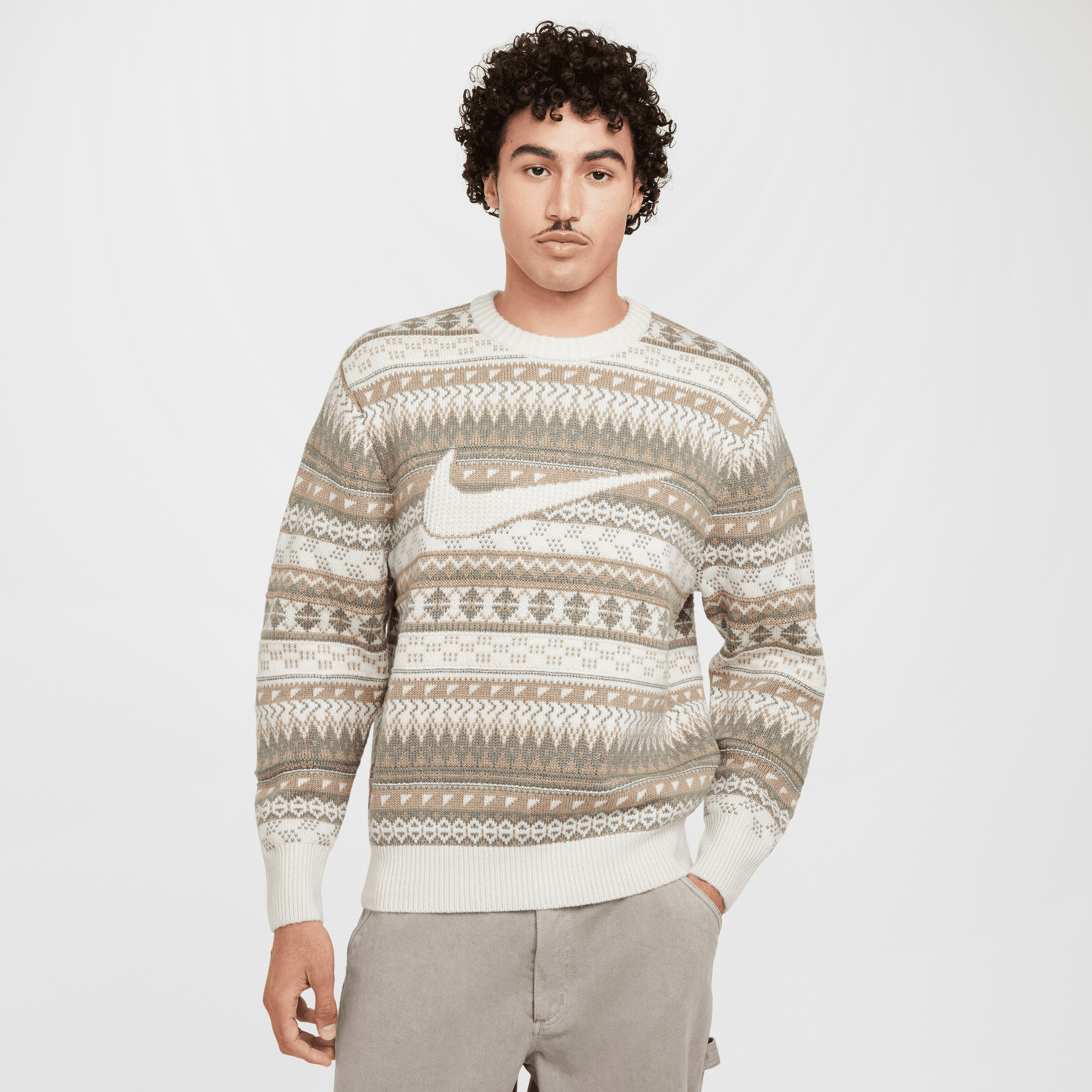 NIKE LIFE FAIR ASLE SWOOSH SWEATER- LIGHT OREWOOD BROWN/ SAIL NIKE LIFE FAIR ASLE SWOOSH SWEATER- LIGHT OREWOOD BROWN/ SAIL