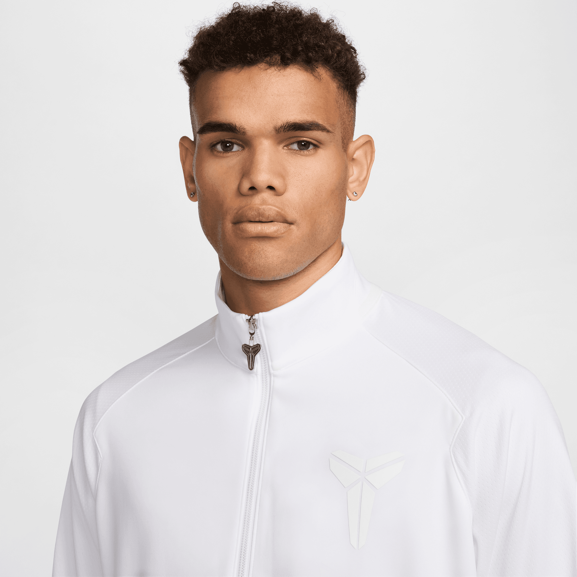 KOBE Dri-FIT STANDARD ISSUE BASKETBALL JACKET KOBE Dri-FIT STANDARD ISSUE BASKETBALL JACKET