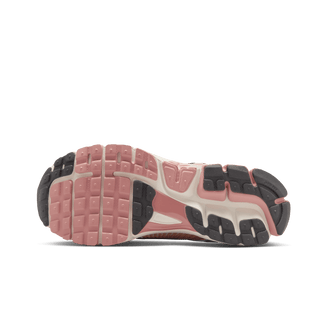 WMNS ZOOM VOMERO 5 - SAIL / PARTICLE PINK