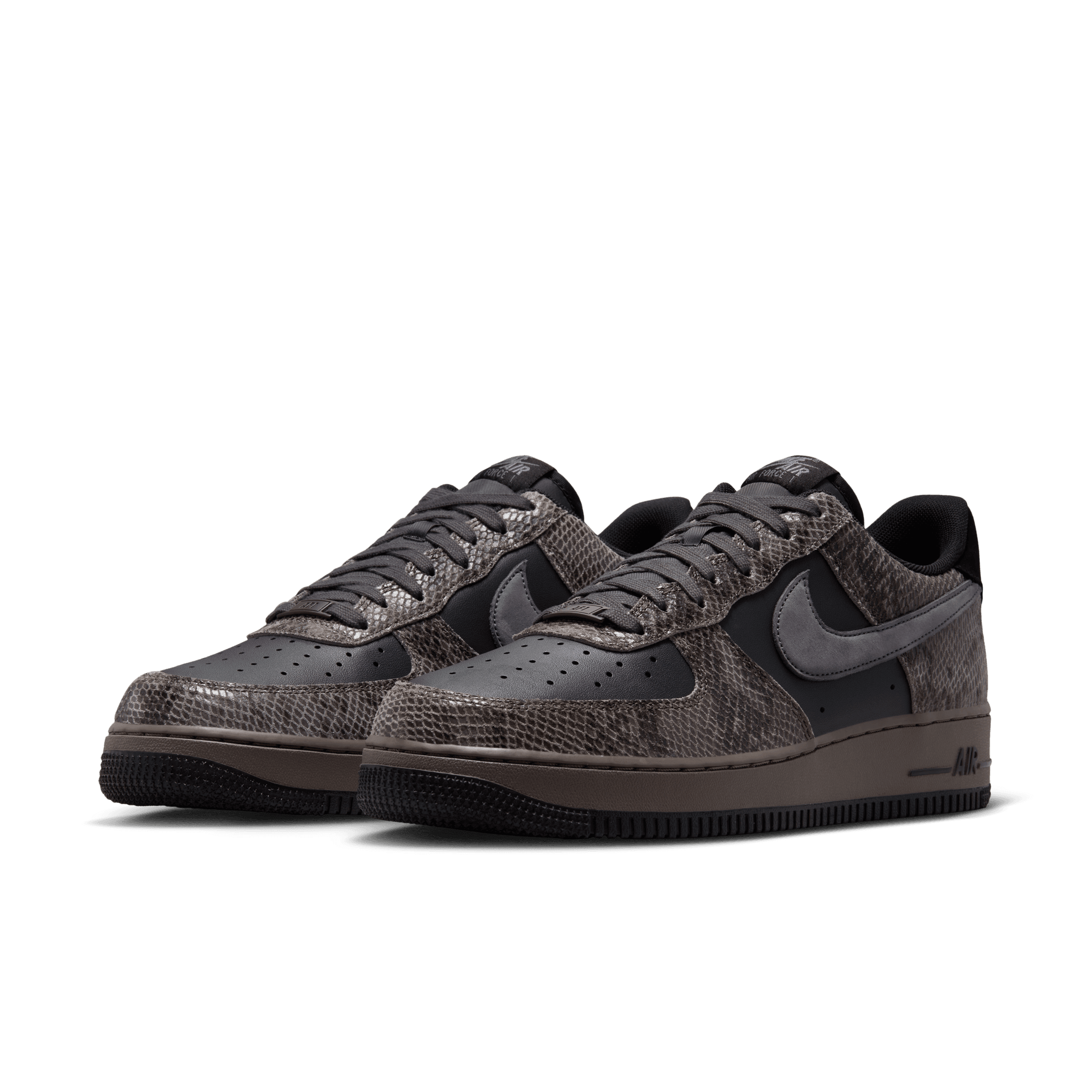 AIR FORCE 1 `07 LV8 AIR FORCE 1 `07 LV8