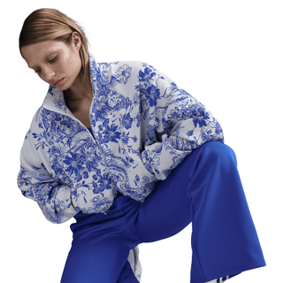 WMNS OVERSIZED JACQUARD TRACKSUIT JACKET - WHITE / HYPER ROYAL