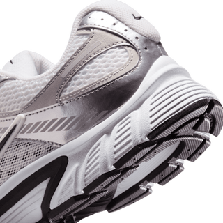 V5 RNR - WHITE / BLACK / VAST GREY