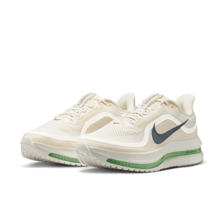 PEGASUS PREMIUM - PALE IVORY / JADE HORIZON