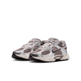 V5 RNR (GS) - CAVE STONE / BLACK / COLLEGE GREY