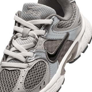 V5 RNR (PS) - CAVE STONE / BLACK / COLLEGE GREY