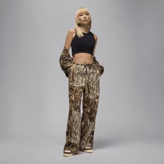 WMNS JORDAN BROOKLYN FLEECE REALTREE OPEN-HEM PANTS - SAIL