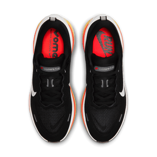 VOMERO PLUS - BLACK / BRIGHT CRIMSON