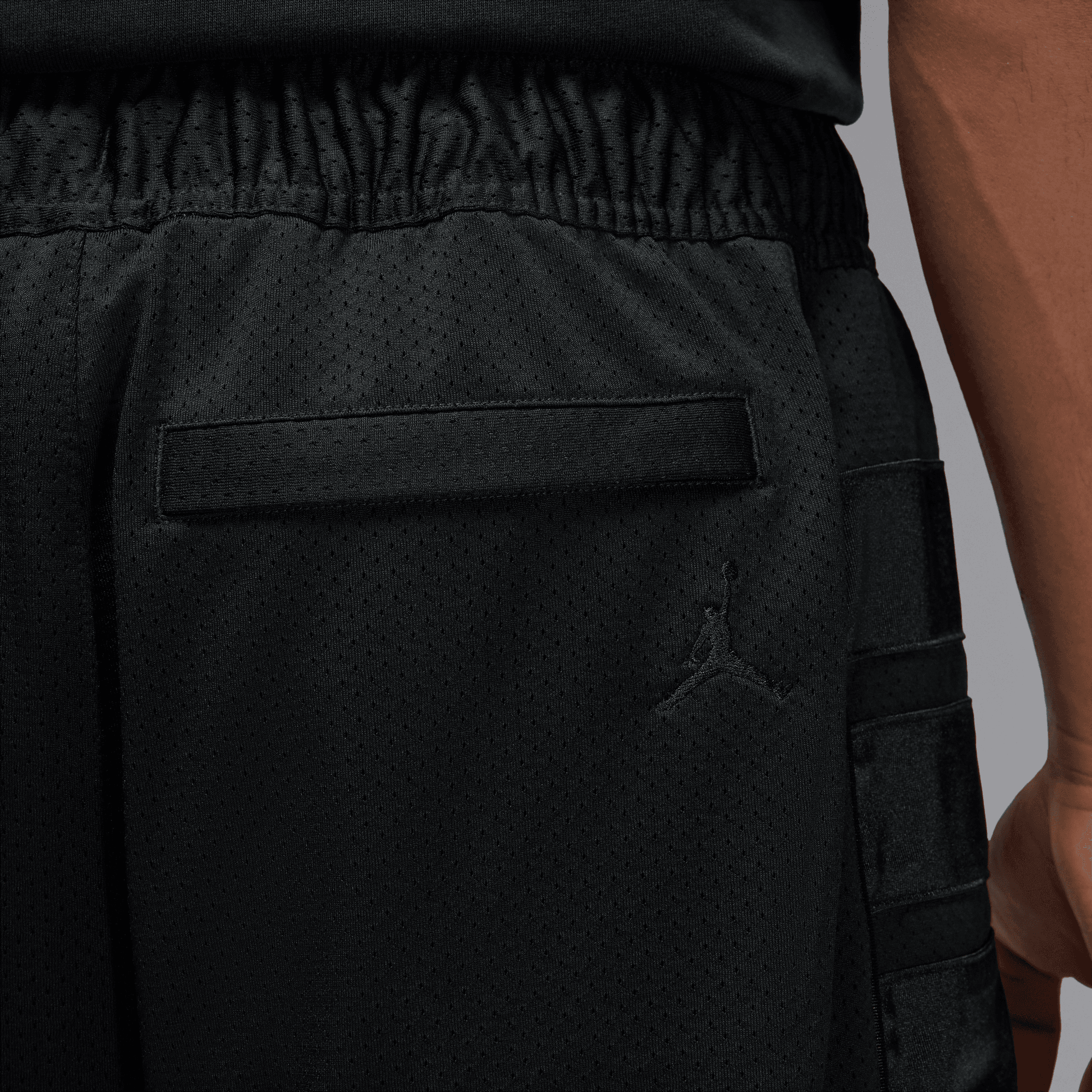 INFINITE ARCHIVES X JORDAN CAT SCRATCH SHORTS - BLACK INFINITE ARCHIVES X JORDAN CAT SCRATCH SHORTS - BLACK