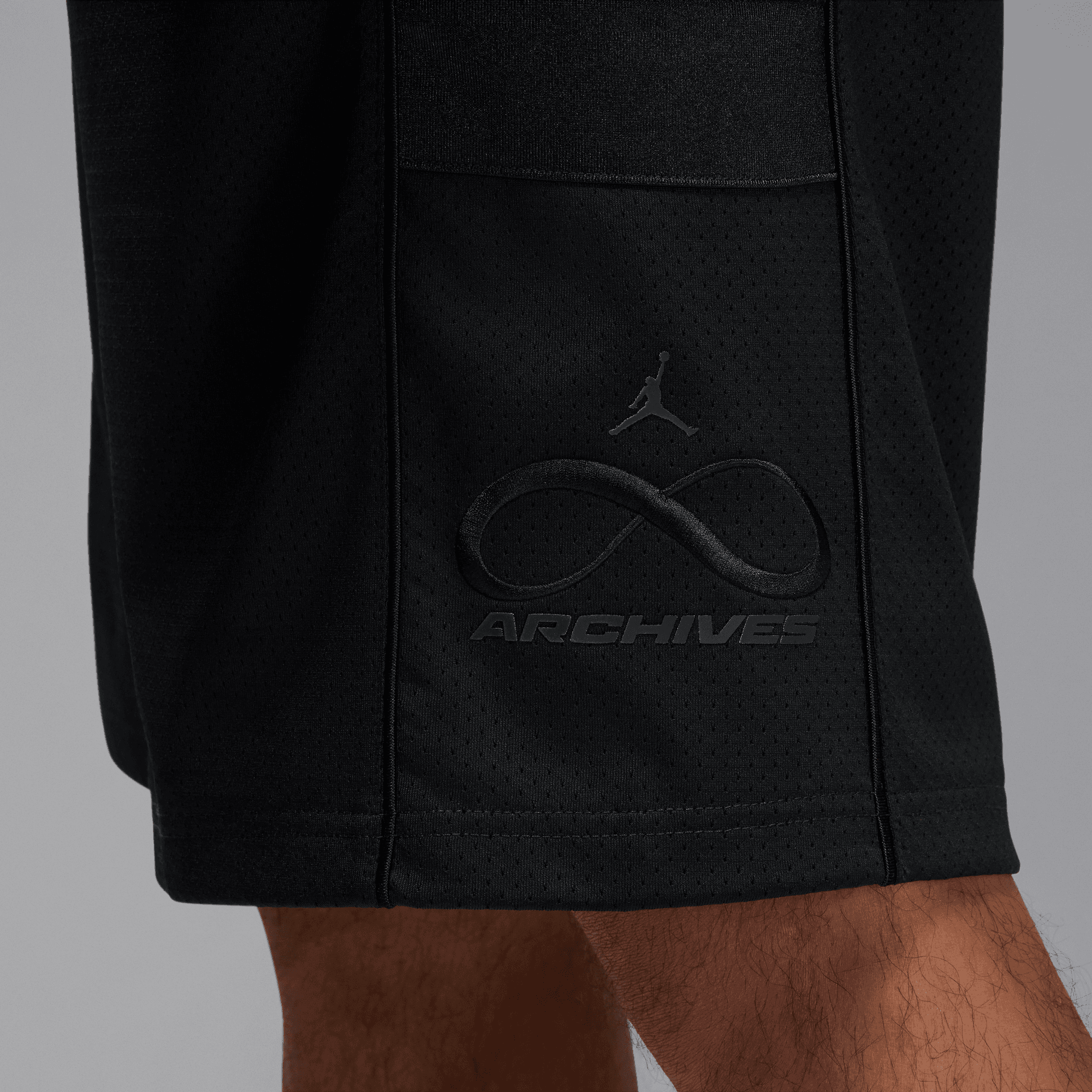 INFINITE ARCHIVES X JORDAN CAT SCRATCH SHORTS - BLACK INFINITE ARCHIVES X JORDAN CAT SCRATCH SHORTS - BLACK