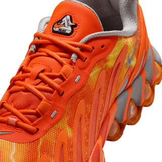 PALACE X NIKE AIR MAX DN8 SP "SAFETY ORANGE / PARTICLE GREY"