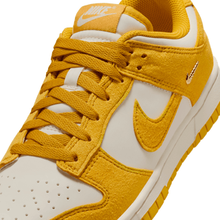 WMNS DUNK LOW "DARK SULFUR"