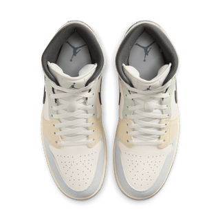 AIR JORDAN 1 MID SE "SAIL / ICED JADE"