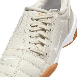 WMNS TOTAL 90 "CROC SKIN" - LIGHT BONE