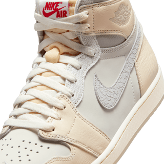 AIR JORDAN 1 RETRO HIGH OG "SAIL / Pale Ivory"