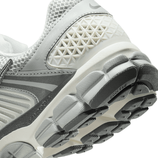 ZOOM VOMERO 5 - SUMMIT WHITE / METALLIC SILVER