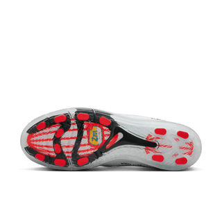 V.A.A. X NIKE CRYOSHOT ZOOM M9 "USA"