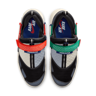 WMNS TRUNNER LX "RARE AIR"