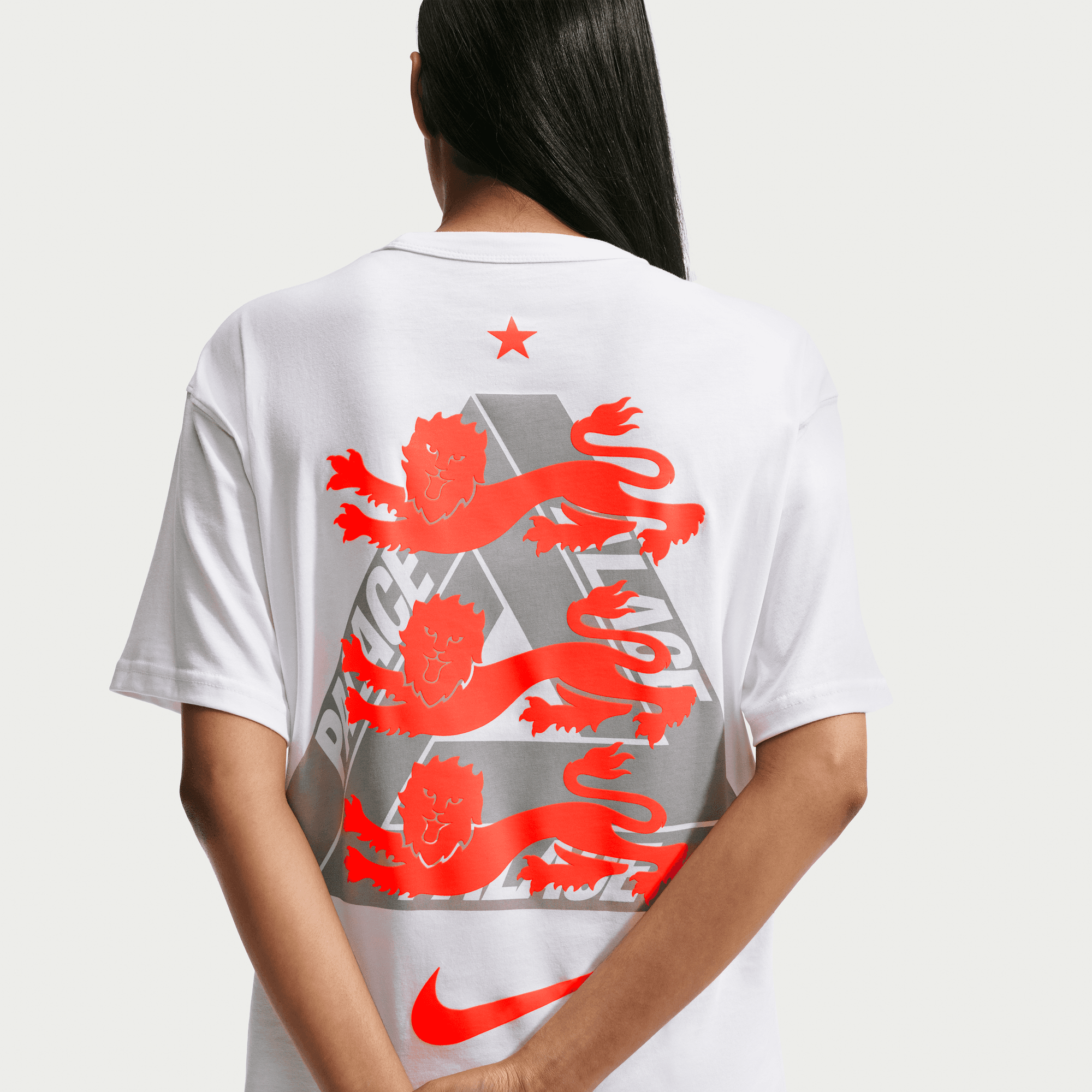ENGLAND X PALACE X NIKE ENGLAND X PALACE X NIKE