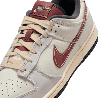 DUNK LOW - DARK PONY / PEARL WHITE