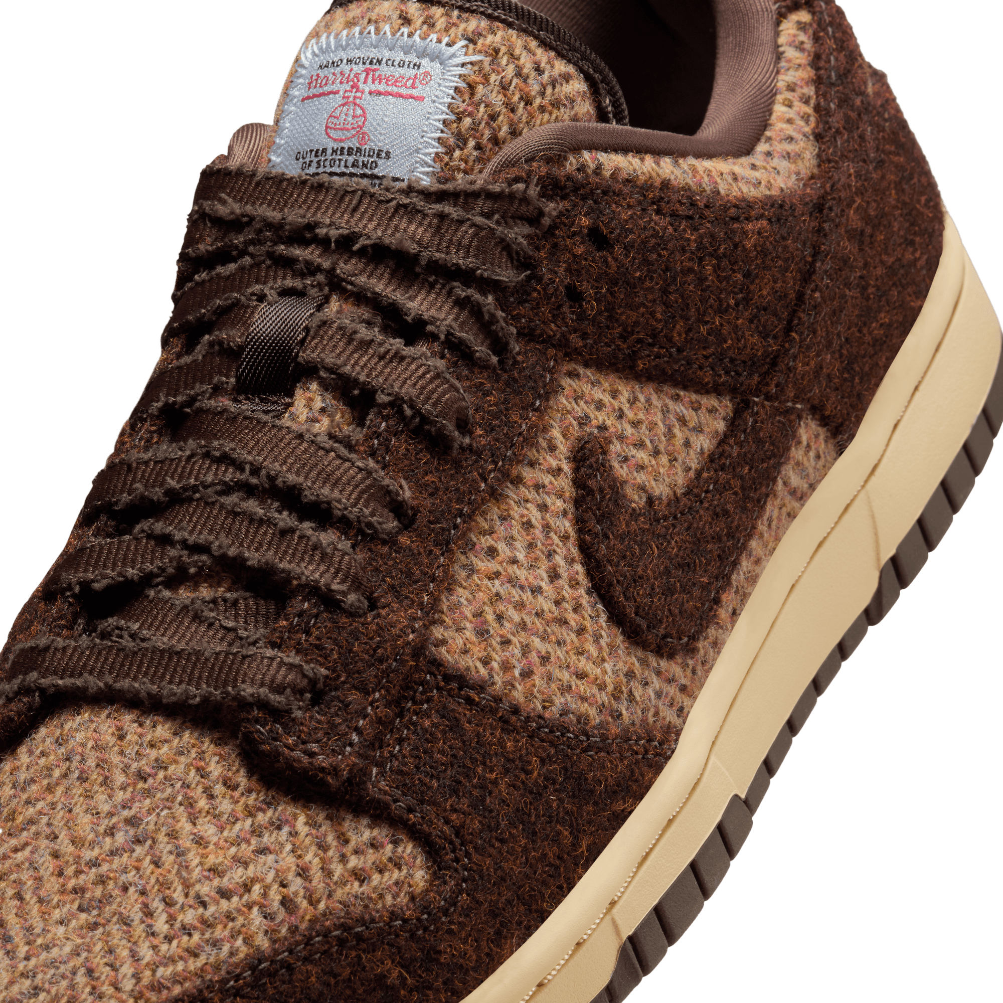 HARRIS TWEED X NIKE WMNS DUNK LOW QS HARRIS TWEED X NIKE WMNS DUNK LOW QS