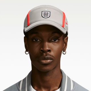 ENGLAND X PALACE X NIKE "X2" FLY CAP - PEWTER GREY / BRIGHT CRIMSON
