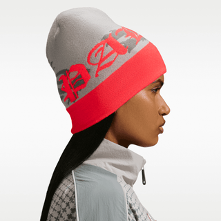 ENGLAND X PALACE X NIKE "X2" UNCUFFED BEANIE - PEWTER GREY / BRIGHT CRIMSON