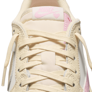 TRAVIS SCOTT X AIR JORDAN 1 LOW OG SP "SHY PINK"