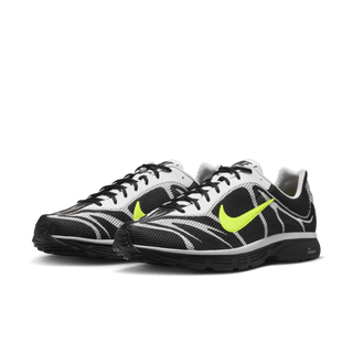 NIKE ZOOM STREAK 3 - BLACK / VOLT