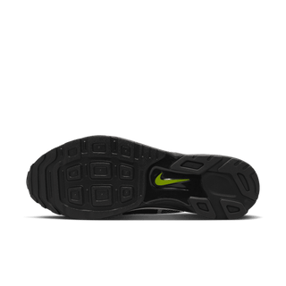 NIKE ZOOM STREAK 3 - BLACK / VOLT